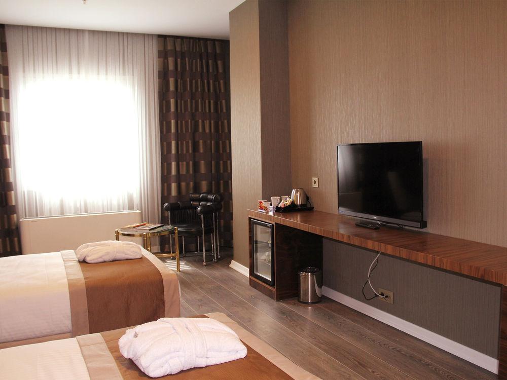 Hotel Manesol Fuar à Istambul Extérieur photo