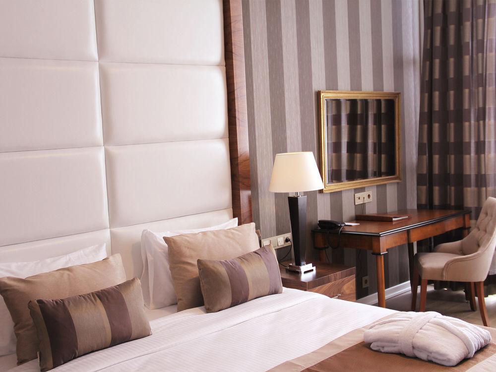 Hotel Manesol Fuar à Istambul Extérieur photo